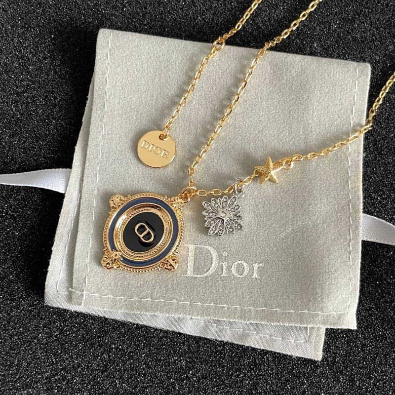 Christian Dior Necklaces